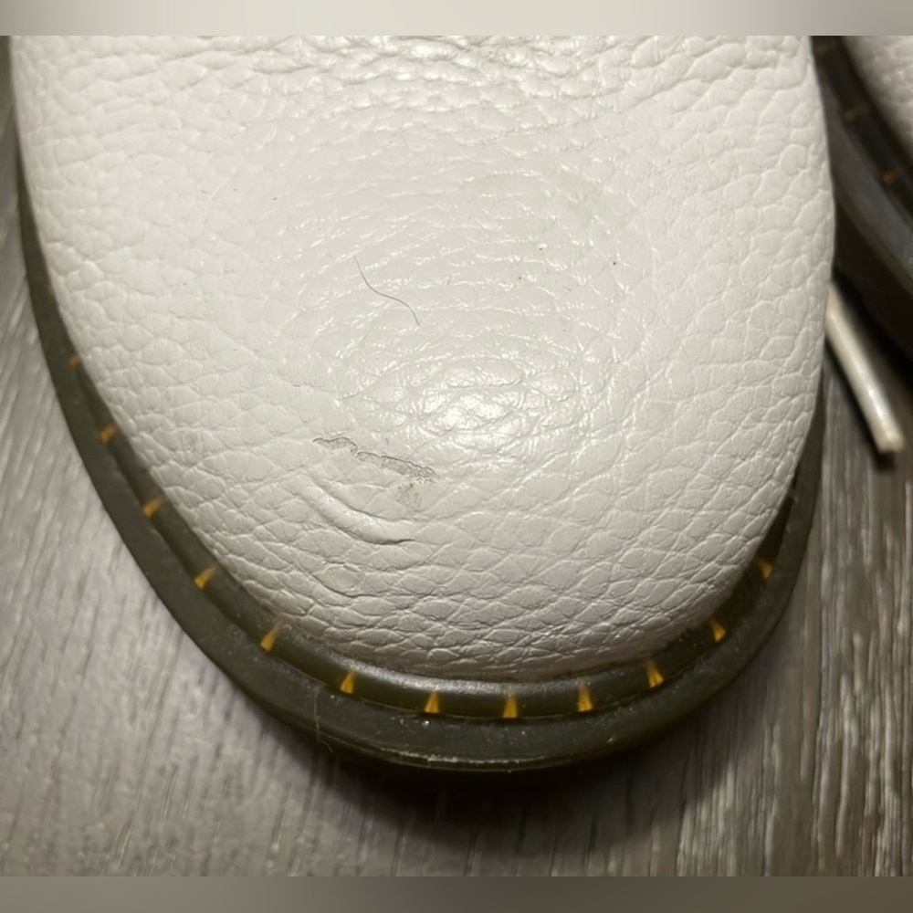 Dr martens white boots - Picture 7 of 7
